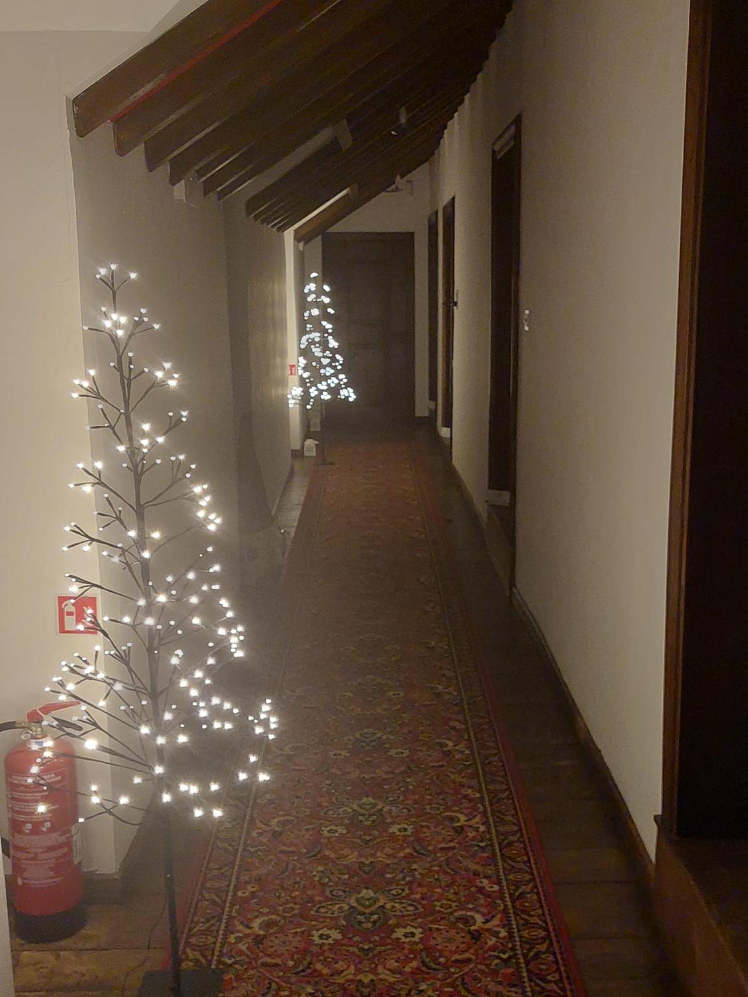 Au Doux Chardon Bed & Breakfast Дюрби Екстериор снимка