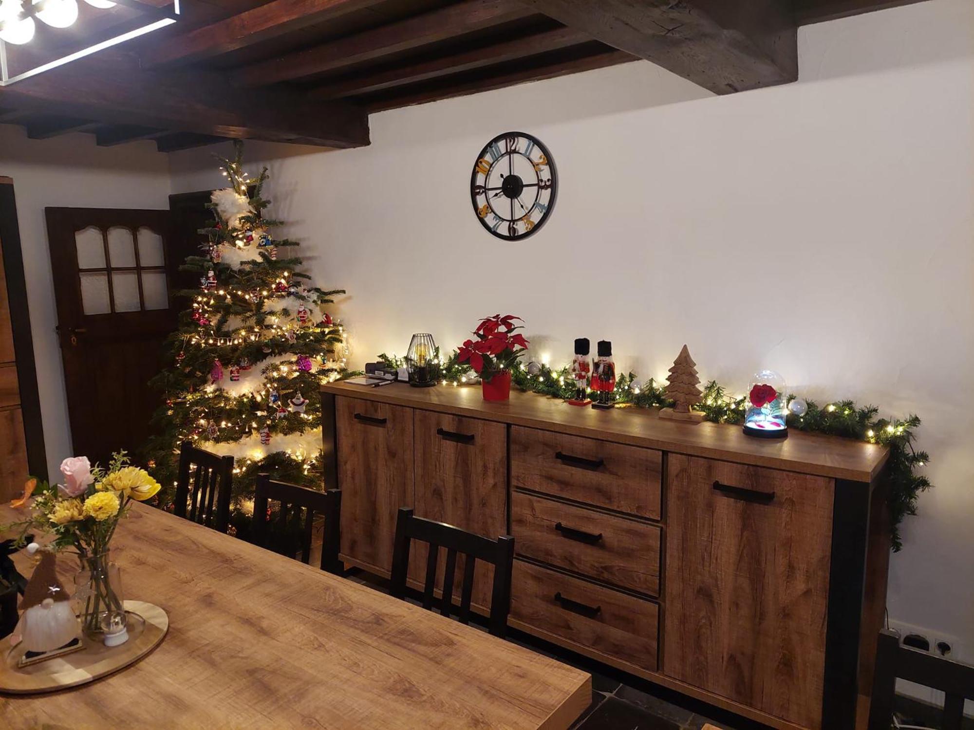 Au Doux Chardon Bed & Breakfast Дюрби Екстериор снимка