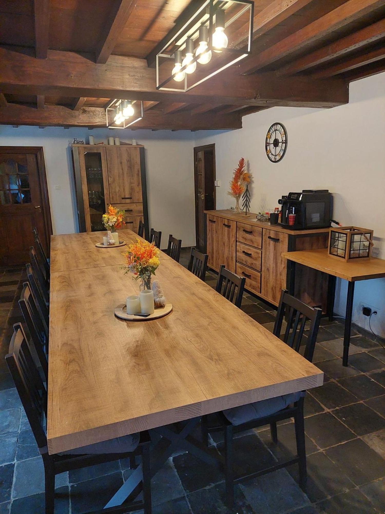 Au Doux Chardon Bed & Breakfast Дюрби Екстериор снимка